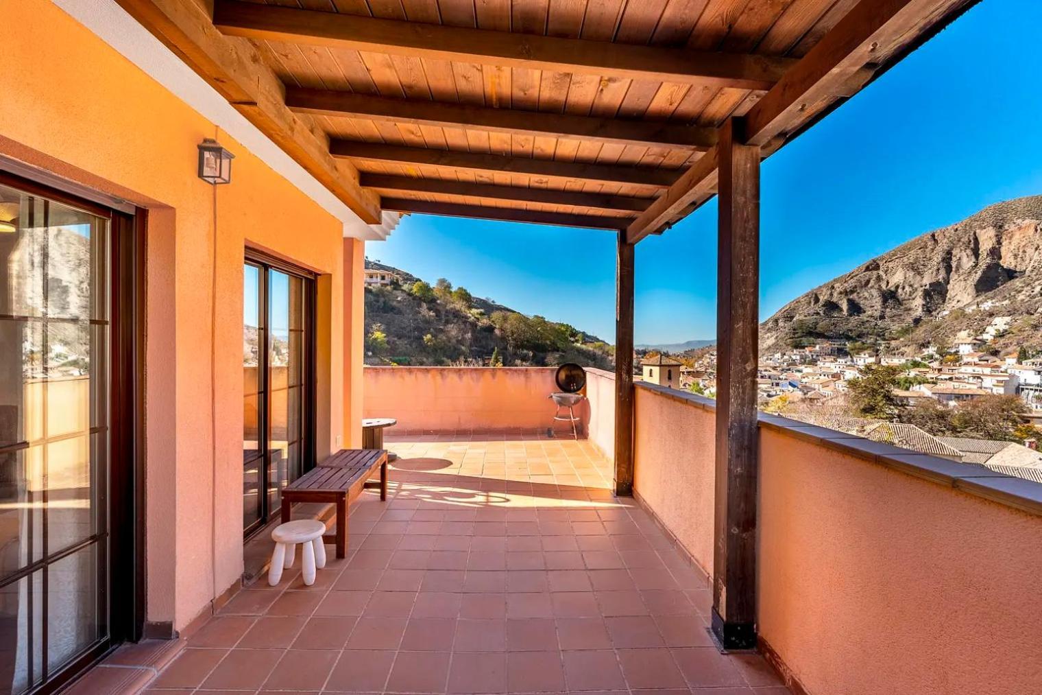 Increible Atico Centro Monachil Apartment ภายนอก รูปภาพ