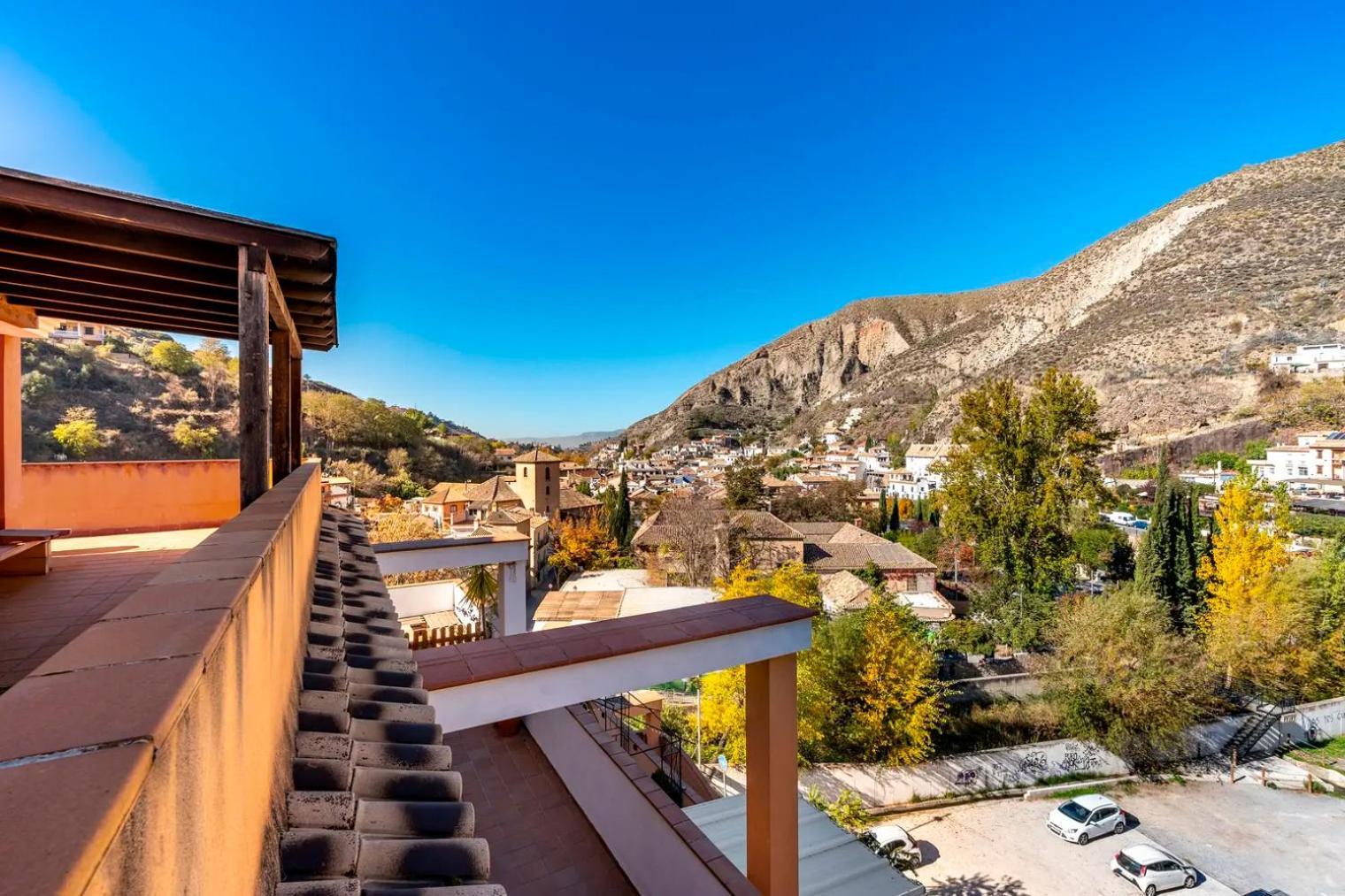 Increible Atico Centro Monachil Apartment ภายนอก รูปภาพ